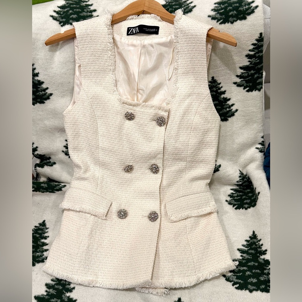 Zara Cream Textured Vest with Embellished Buttons